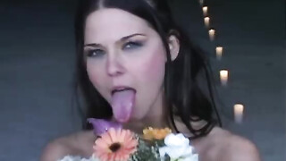 Il profumo di Nadine - Olasz szinkronos teljes pornóvideó