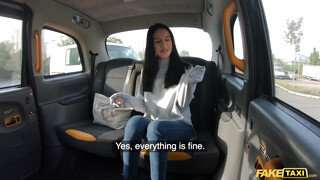 Fake Taxi - Alyssa Bounty análba rakva