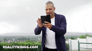 Reality Kings - Cherry Kiss popókája alaposan megbaszva