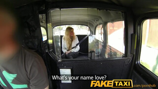FakeTaxi szőrös puncis vörös csaj