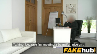 Fake Agent az orosz picike lány Anna Rey istenien baszik