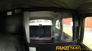 FakeTaxi - Felborotvált fejű punk kisasszony megdugva