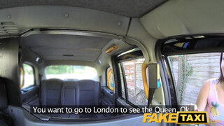FakeTaxi - Latin picsa kefél a taxissal