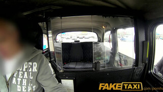 FakeTaxi - Kiki Minaj a csöcsös fekete csajszi