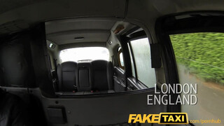 FakeTaxi - nagy csöcsű világos szőke bula