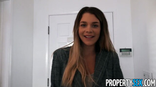 PropertySex - Gabbie Carter az óriás cickós bombázó tini