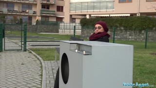 Public Agent - afgán bigét is rá lehet beszélni