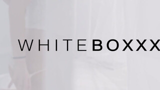 WhiteBoxxx - Sarah Kay megdöngetve és rendesen kinyalva