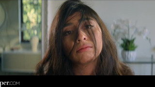 Deeper - Violet Myers a méretes cickós csaj