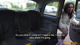 Fake Taxi - Vékony hatalmas cickós latin amerikai picsa