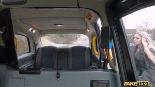 Fake Taxi - Micky Muffin hátsó bejáratba tolva