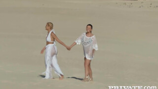 Private com - Agatha Vega a tengerparton baszik