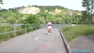 Public Agent - Hatalmas tőgyes szép seggű nőci