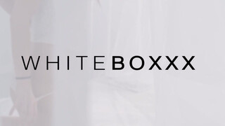 WhiteBoxxx - Ginebra Bellucci análba tolva