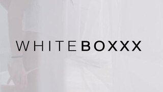 WhiteBoxxx - Taylor Sands a izgató holland kiscsaj