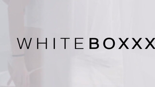 WhiteBoxxx - Lena Reif a méretes mellű orosz csaj